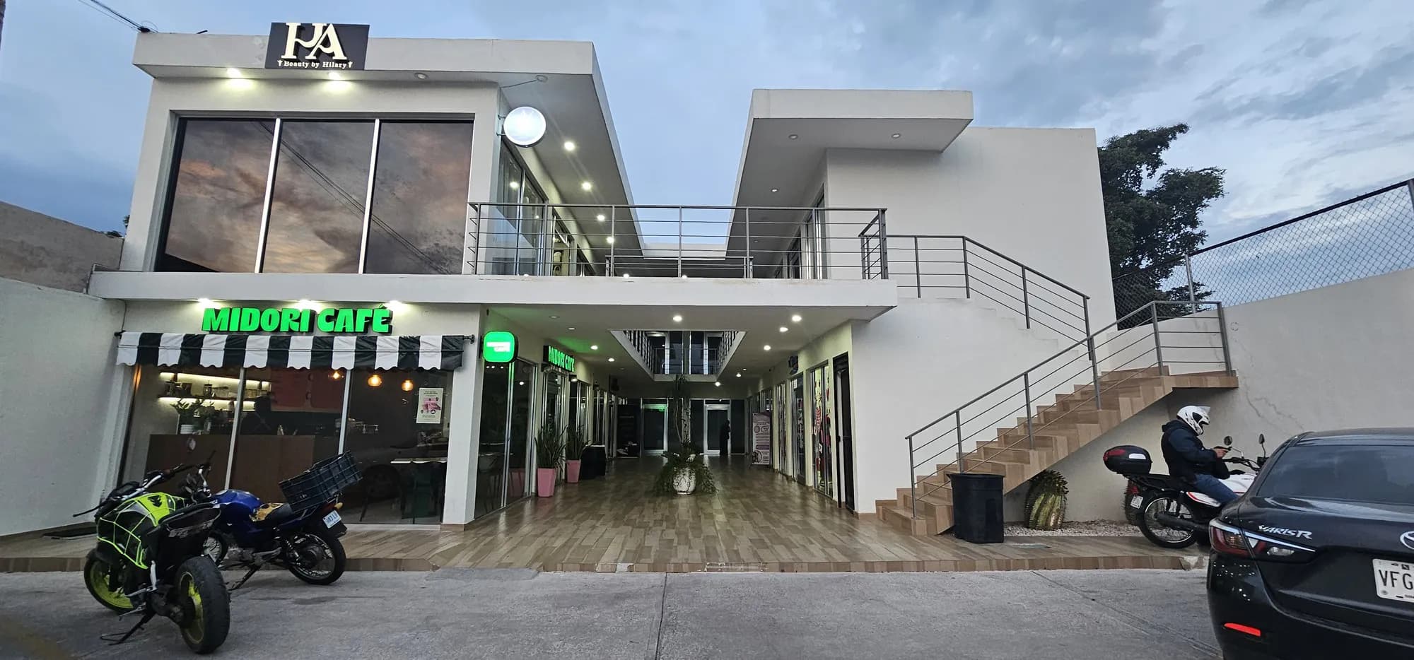 LOCALES COMERCIALES EN RENTA COLONIA BIENESTAR