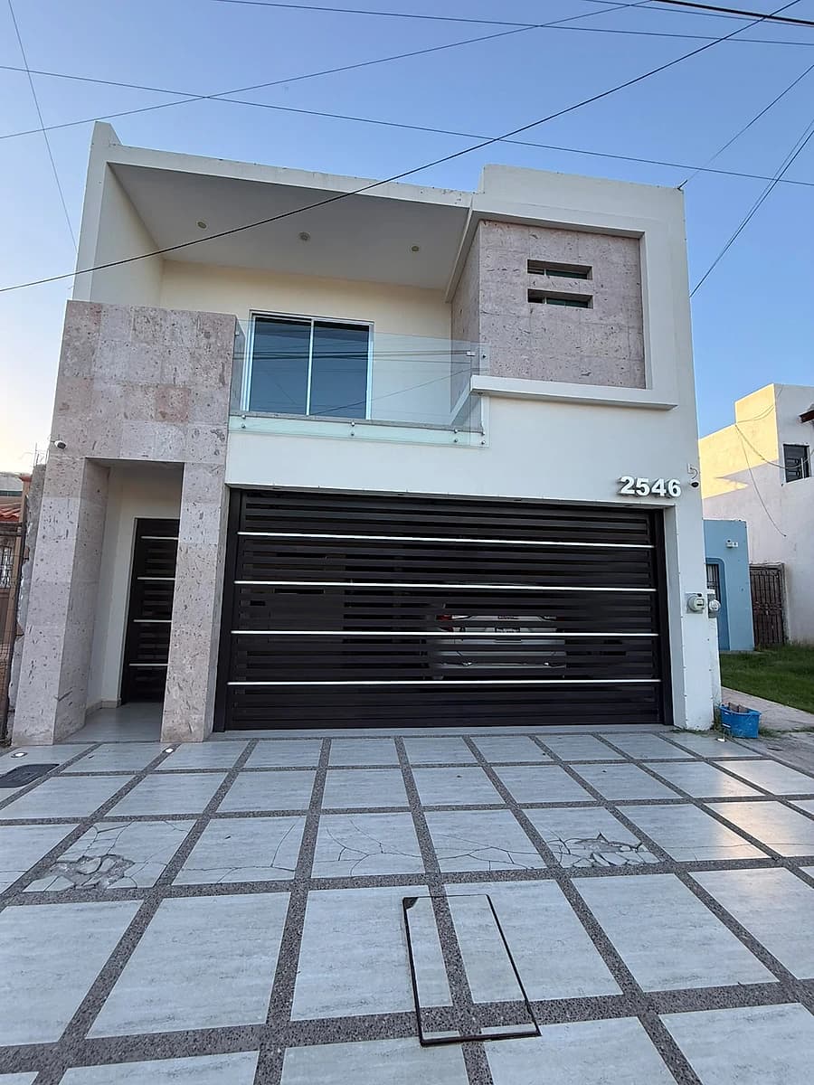 CASA EN VENTA FRACC CAMPANARIO