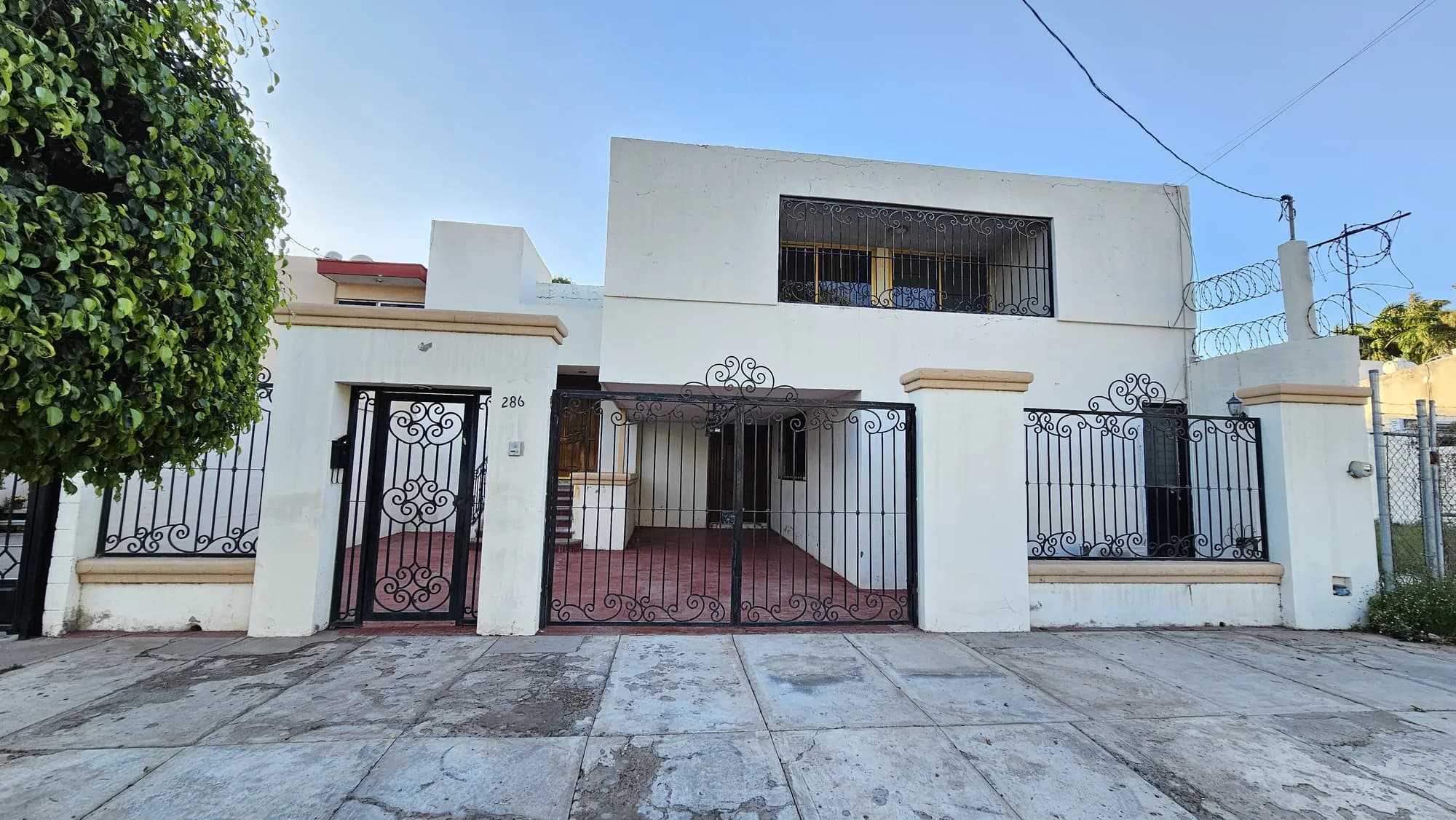 CASA RENTA Col. Scally (Grijalva) con recámara en planta baja