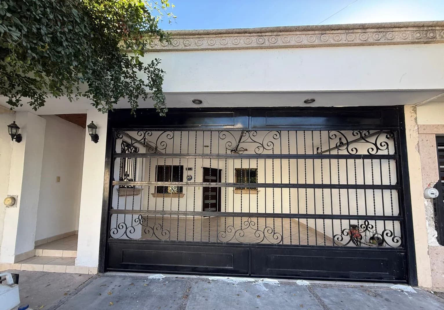 CASA EN RENTA FRACC VIÑEDOS