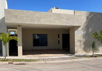 GCI_2134 | CASA EN RENTA EN PRIVADA TRES RECAMARAS AMUEBLADA. | Integralia Grupo Inmobiliario